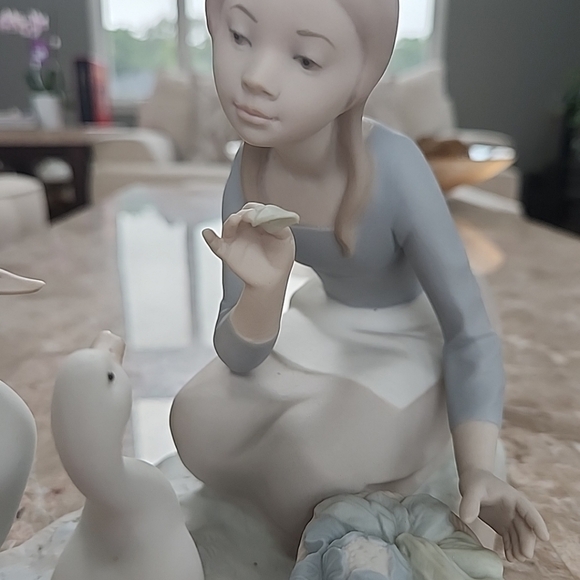 Lladro, Girl Feeding Ducks Satin Figurine